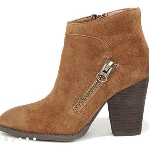 Very Volatile Kolt Tan Suede Leather Ankle Boots Stacked heel Size 7.5